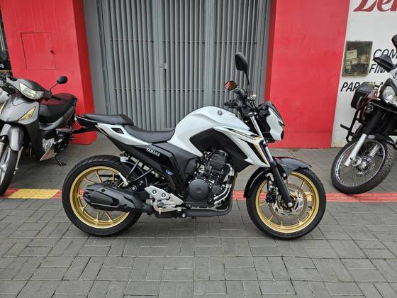 YAMAHA FZ25 FAZER ABS 